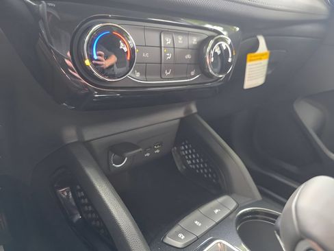 New 2026 Chevrolet TrailBlazer LT w/ Midnight Edition FWD image 21