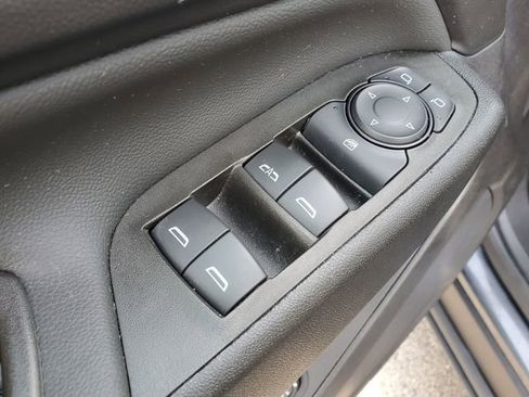Certified 2023 Chevrolet Equinox LT FWD image 20
