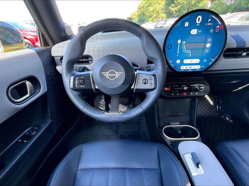 Used 2025 MINI Cooper S FWD image 5
