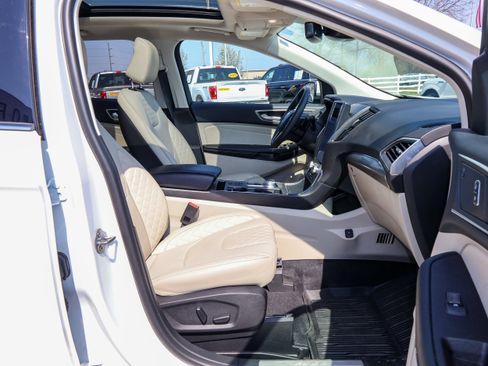 Used 2024 Ford Edge Titanium w/ Titanium Elite Package image 30