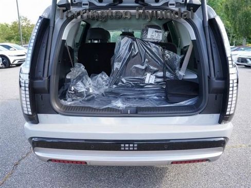 New 2026 Hyundai Ioniq 9 SEL image 13