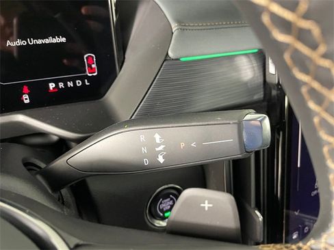 New 2026 GMC Acadia AT4 w/ Luxury Package image 8