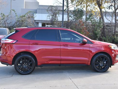 Certified 2022 Ford Edge ST-Line image 6