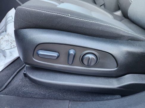 Used 2023 Chevrolet Blazer LT w/ Convenience Package image 33