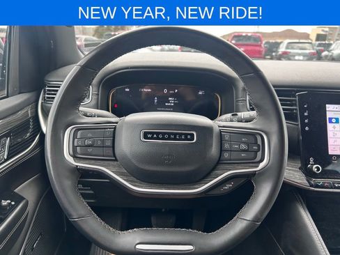 Used 2022 Jeep Wagoneer Series II image 14