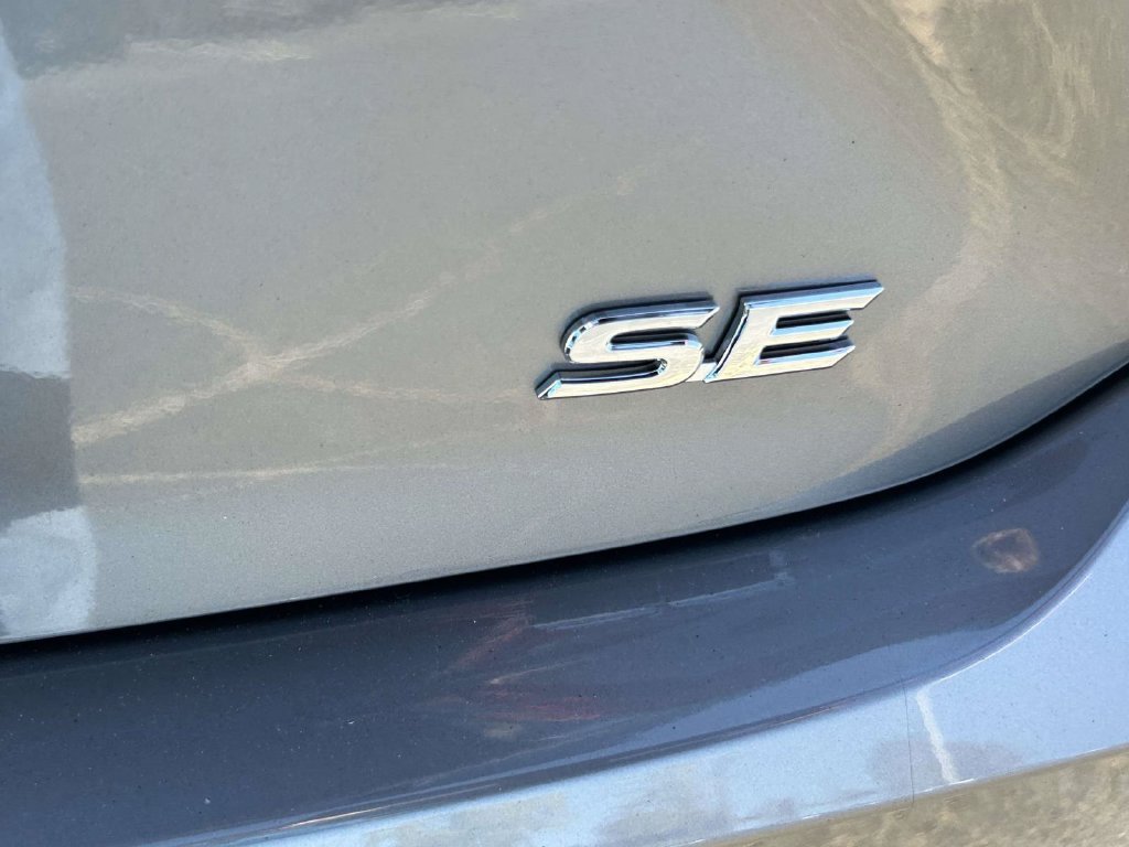 New 2026 Toyota Camry SE FWD image 11