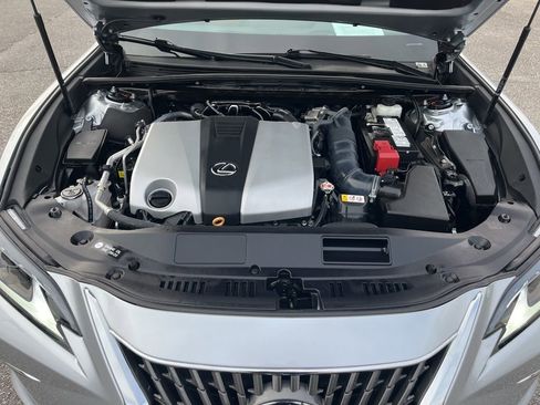 Used 2024 Lexus ES 350 w/ Premium Package image 25