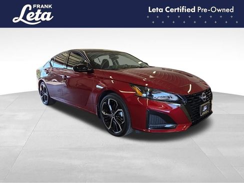 Used 2023 Nissan Altima 2.5 SR w/ SR Premium Package FWD image 8