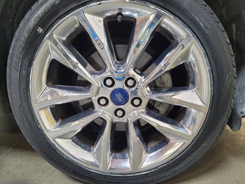 Used 2016 Ford Escape SE w/ SE Chrome Package FWD image 31
