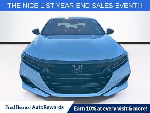 Used 2022 Honda Accord Sport image 2