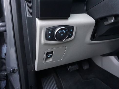 Used 2018 Ford F150 XL w/ Equipment Group 101A Mid image 17