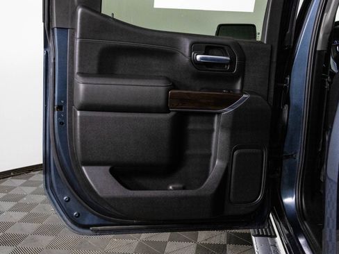 Used 2020 GMC Sierra 1500 SLT w/ SLT Premium Plus Package image 32