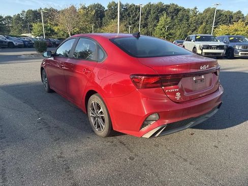 Used 2024 Kia Forte LXS w/ LXS Technology Package FWD image 7