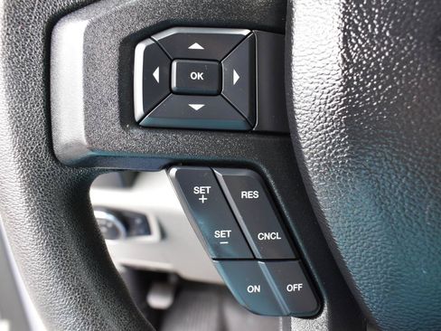 Used 2017 Ford F250 XLT AWD/4WD image 15