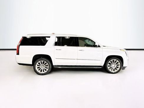 Used 2019 Cadillac Escalade ESV Luxury image 5