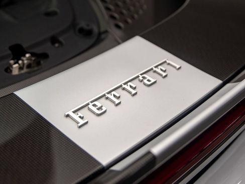 Used 2022 Ferrari SF90 Spider AWD/4WD image 37