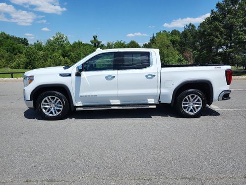 Used 2022 GMC Sierra 1500 SLT AWD/4WD image 2