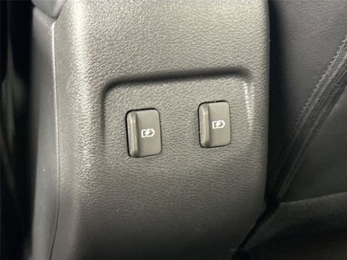 Used 2023 Nissan Kicks SR w/ SR Premium Package image 34