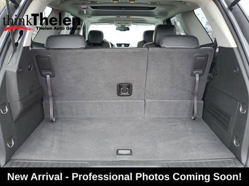 Used 2014 GMC Acadia SLT image 29