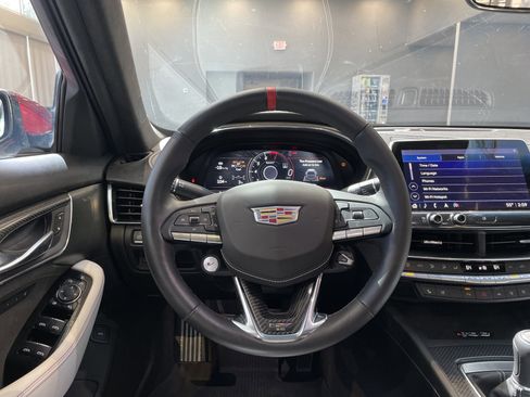 Used 2023 Cadillac CT5 V Blackwing w/ Carbon Fiber Package 2 image 32