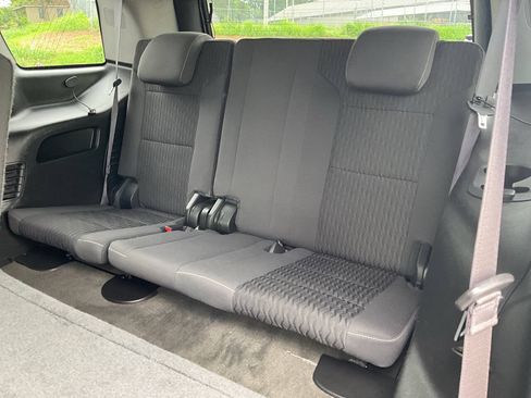 Used 2015 Chevrolet Tahoe LS AWD/4WD image 31