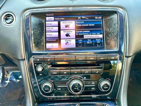 Used 2013 Jaguar XJ L Supercharged image 22