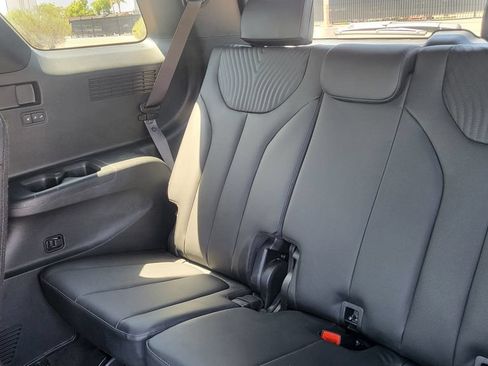 Used 2025 Hyundai Palisade Calligraphy FWD image 29