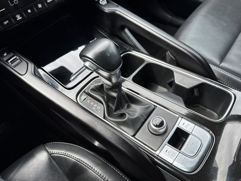 Used 2024 Kia Telluride S FWD image 26