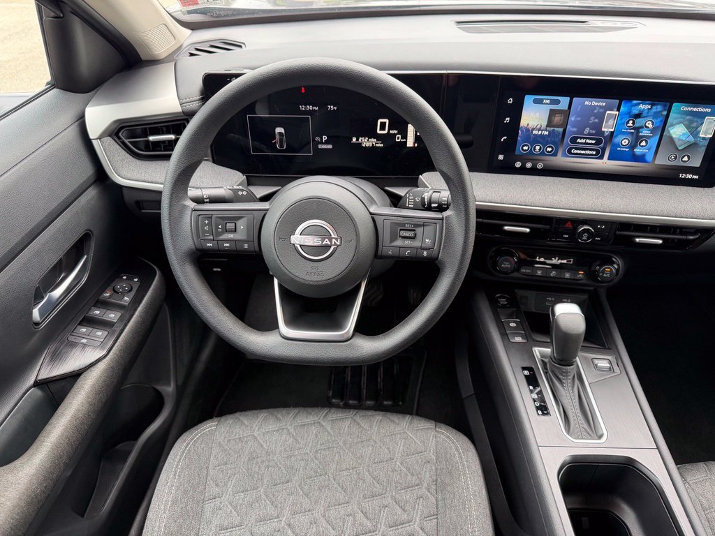 Used 2026 Nissan Kicks SV FWD image 14