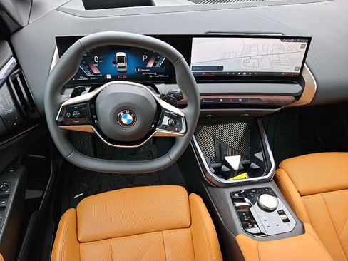 Used 2025 BMW X3 xDrive30i w/ Premium Package image 11