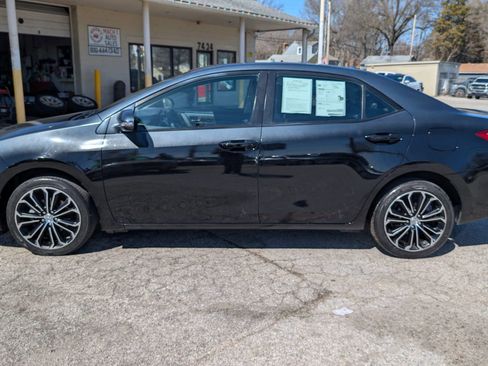 Used 2015 Toyota Corolla S w/ Driver Convenience Package image 8