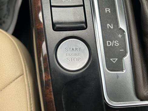 Used 2013 Audi A4 2.0T Premium Plus w/ Premium Plus Pkg image 19