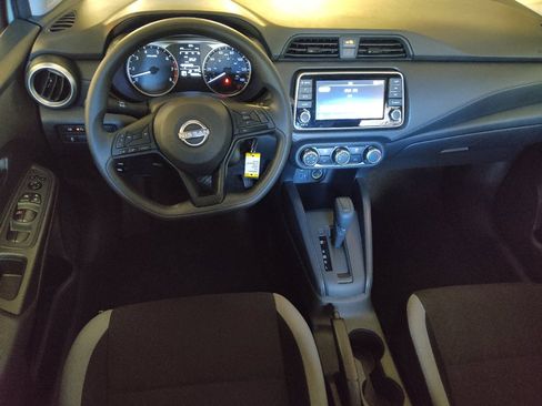 Used 2025 Nissan Versa S w/ Trunk Package FWD image 22