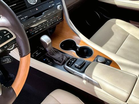 Used 2019 Lexus RX 350 w/ Navigation Package image 17