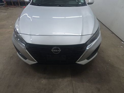 Used 2023 Nissan Altima 2.5 SV image 19