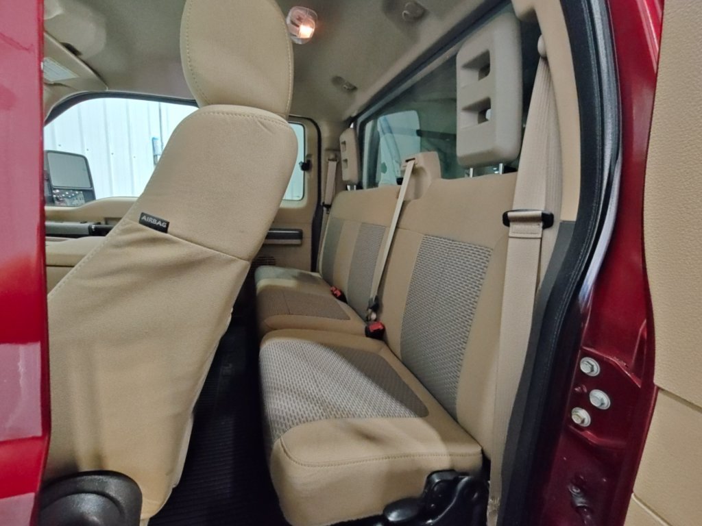 Used 2015 Ford F250 XLT w/ XLT Interior Package AWD/4WD image 29