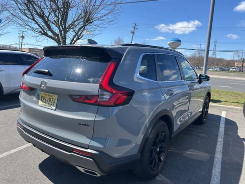 Used 2023 Honda CR-V Sport image 6