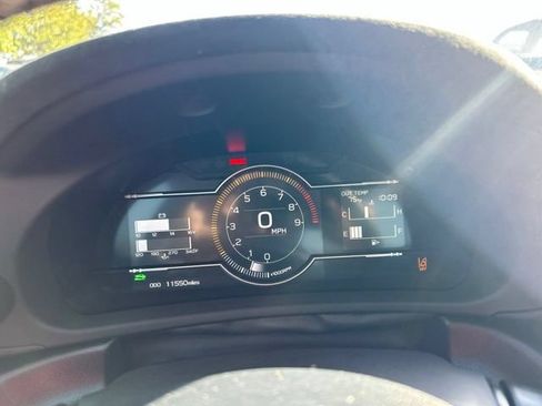 Used 2025 Toyota GR86 Premium w/ ALL Weather Mat Package (TMS) RWD image 10