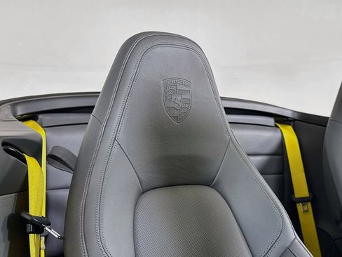 Used 2021 Porsche 911 Carrera RWD image 21