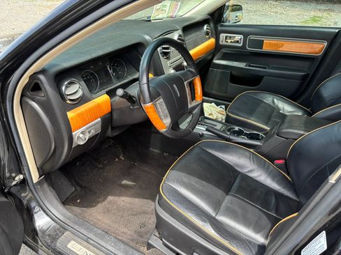 Used 2009 Lincoln MKZ FWD image 9