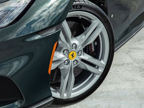 Certified 2023 Ferrari Portofino M image 15