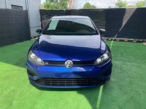 Used 2018 Volkswagen Golf R 4-Door AWD/4WD image 10