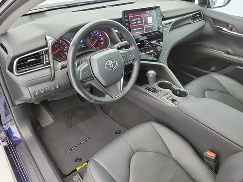 Used 2022 Toyota Camry XSE FWD image 19