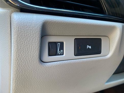 Used 2014 Cadillac ATS Luxury w/ Sun And Sound Package image 20