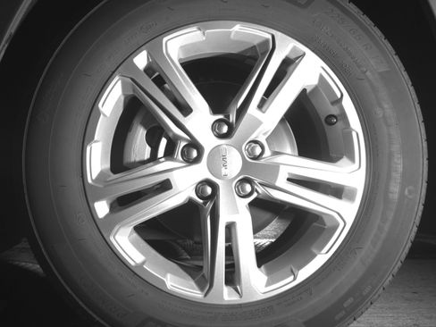 Used 2024 GMC Terrain SLE FWD image 17
