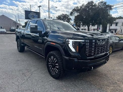 Used 2025 GMC Sierra 2500 Denali Ultimate image 4