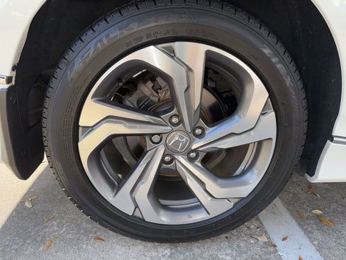 Used 2018 Honda Accord EX-L image 37