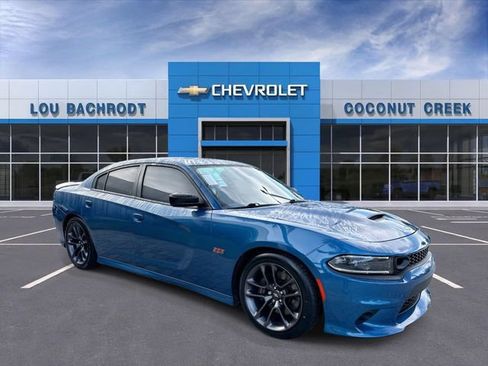 Used 2023 Dodge Charger Scat Pack w/ Plus Group RWD image 2