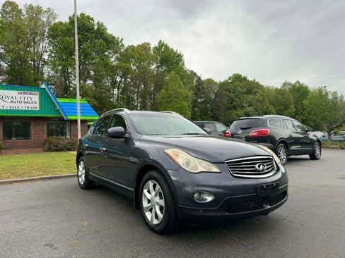 Used 2010 INFINITI EX35 Journey AWD/4WD image 3