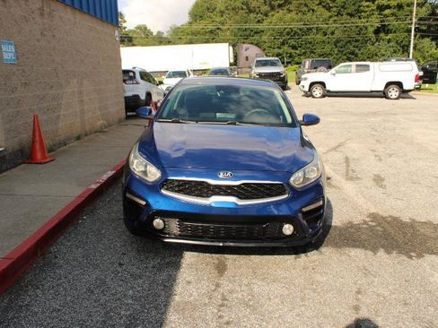 Used 2020 Kia Forte LXS FWD image 2